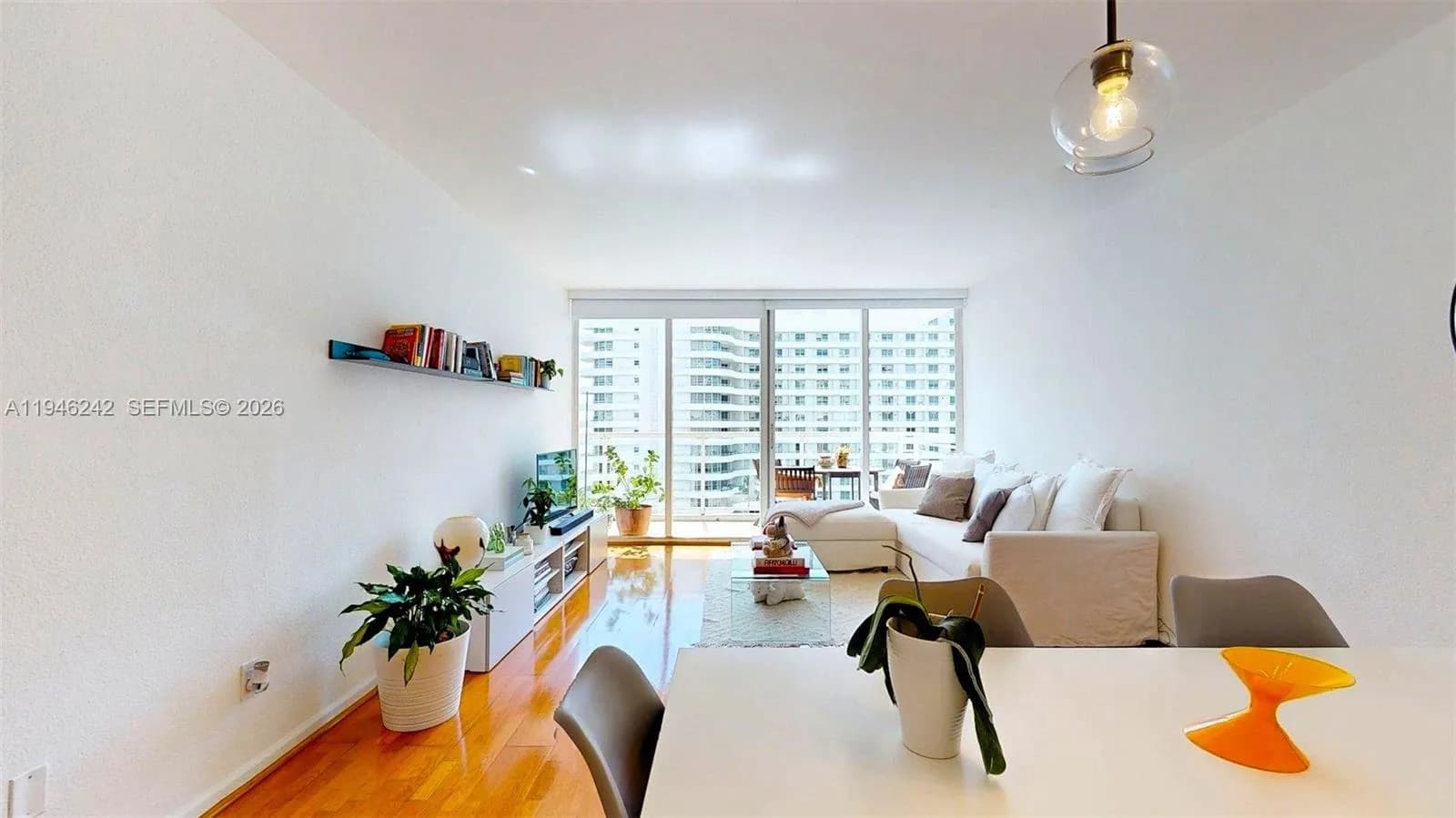 5600 Collins Ave, Miami Beach FL 33140