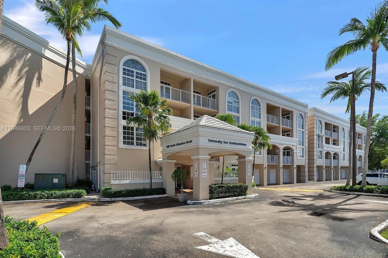 1280 S Alhambra Cir # 2211, Coral Gables FL 33146