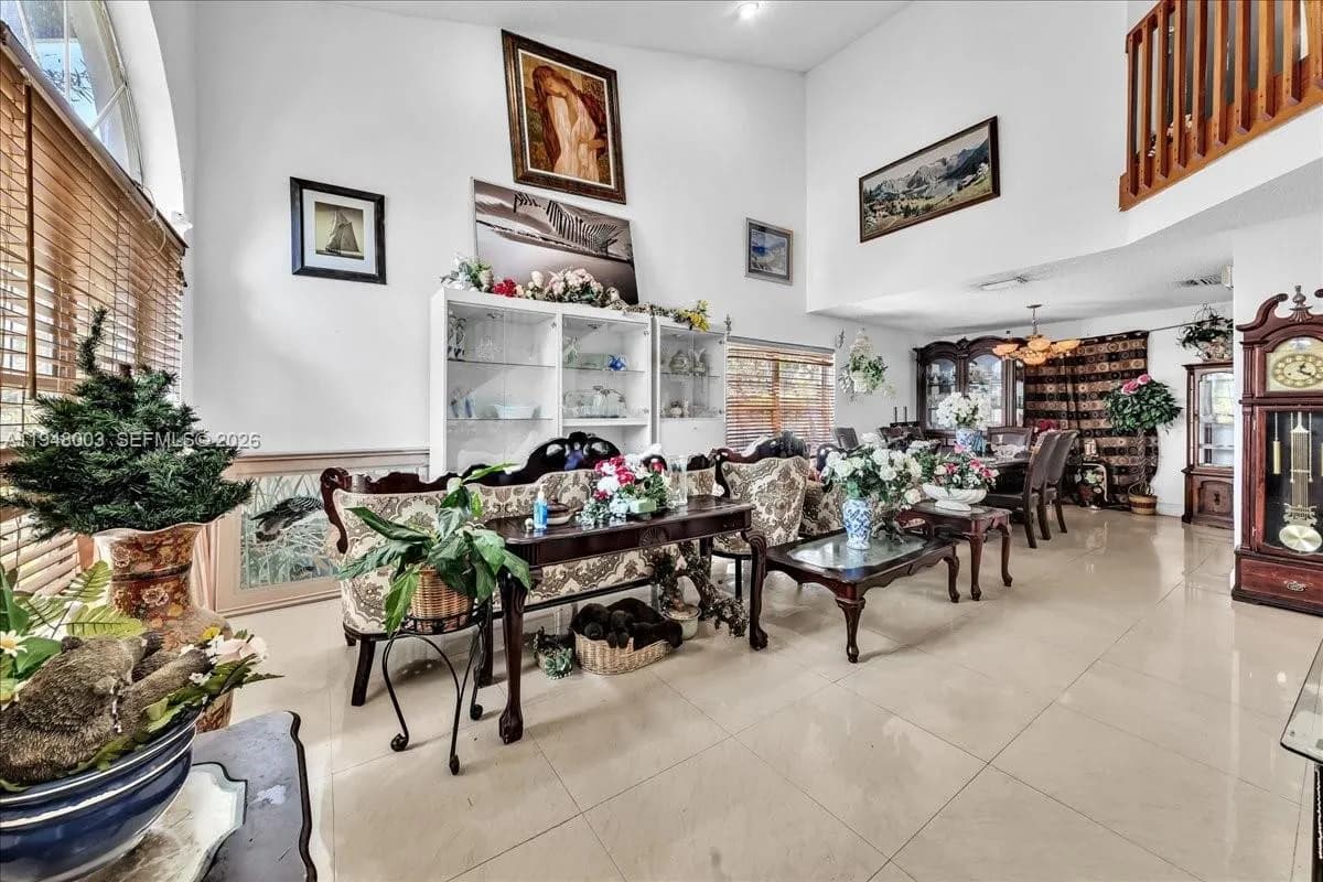 12113 NW 33rd St, Sunrise FL 33323