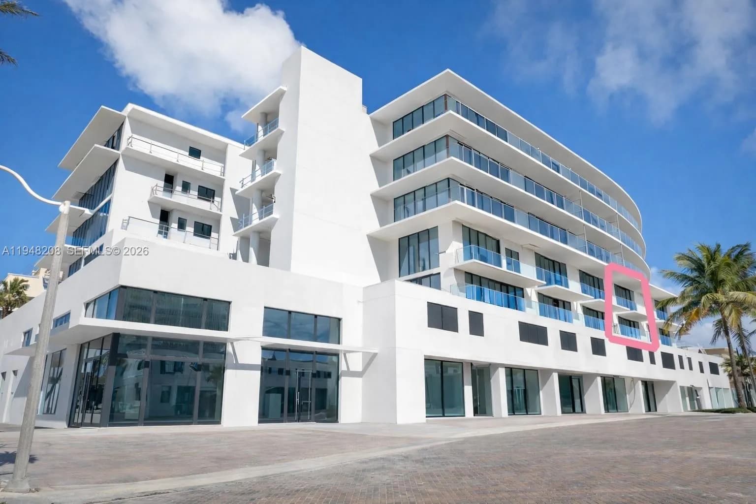 3319 N Ocean Drive, Hollywood FL 33019