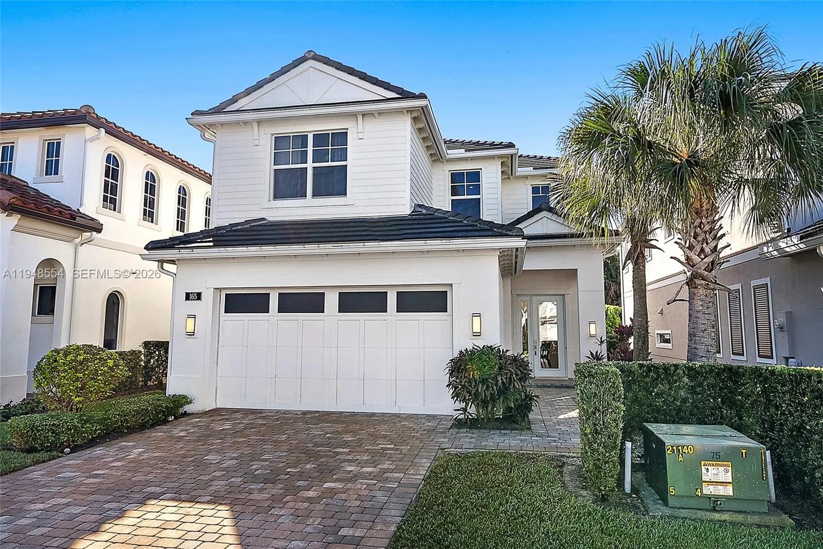 4 bedroom 4 bath for sale at 165 Bonnette Hunt Club Ln, Palm Beach Gardens FL 33418