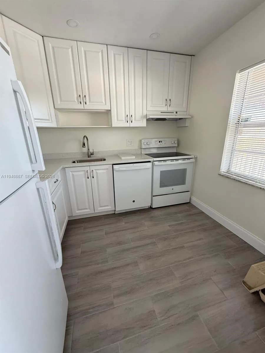 7200 NW 4th Pl # 201, Margate FL 33063