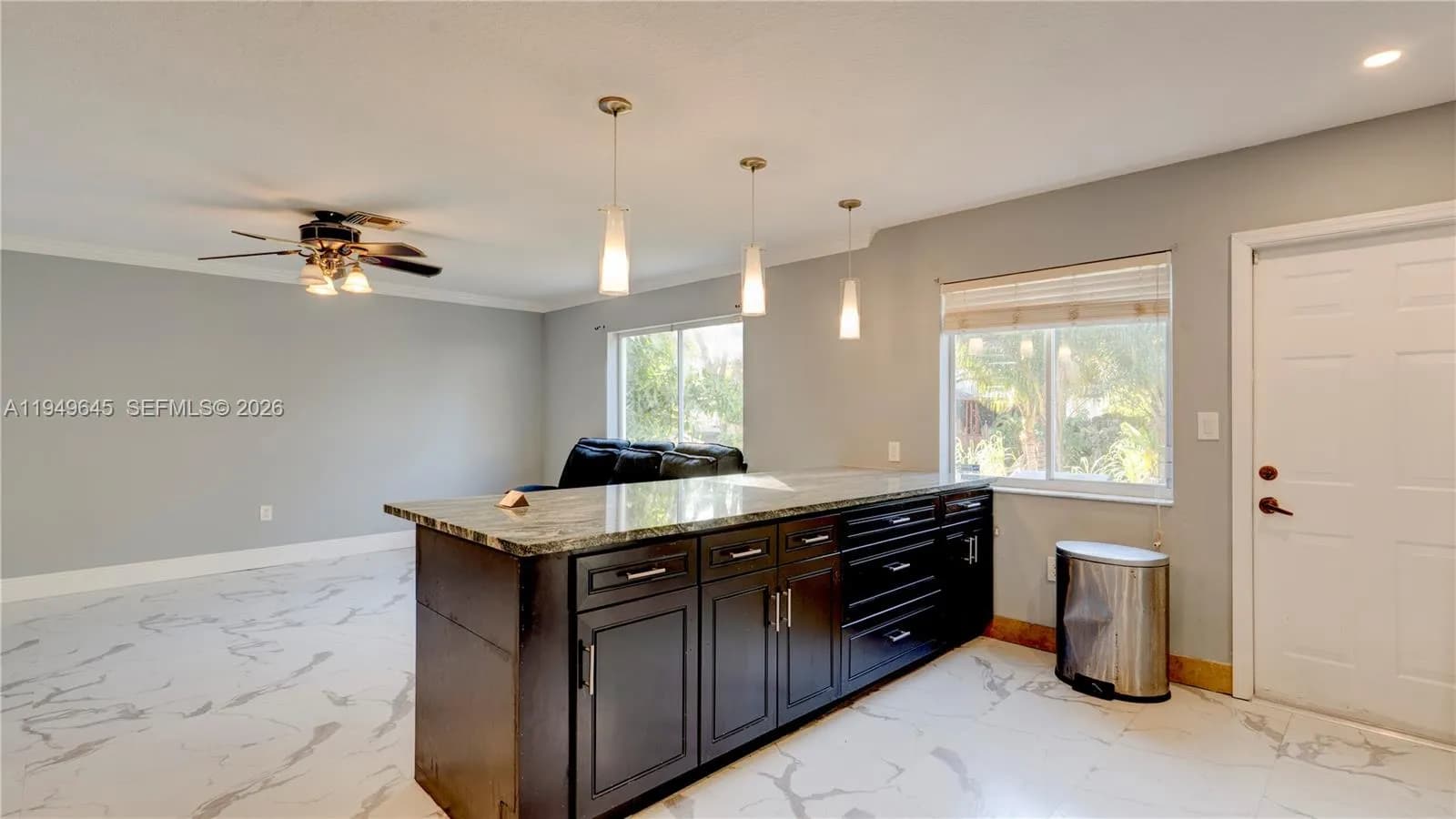 6120 NW 2nd St, Margate FL 33063