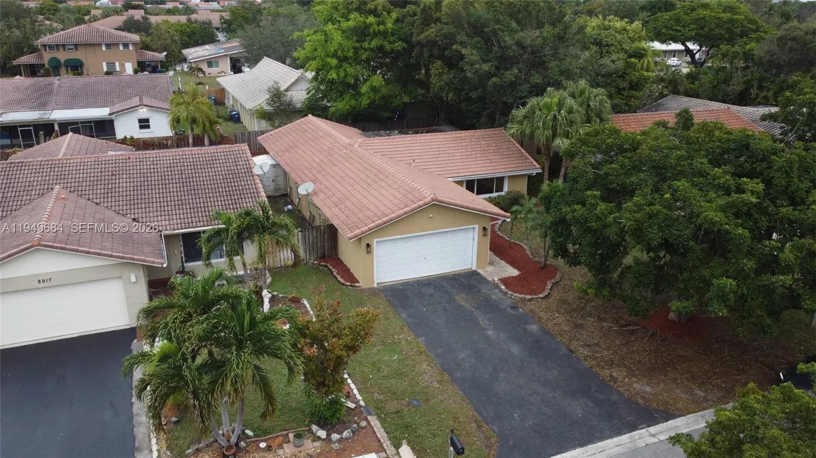8915 NW 26 CT, Coral Springs FL 33065