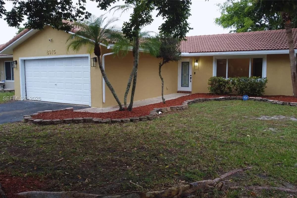 8915 NW 26 CT, Coral Springs FL 33065