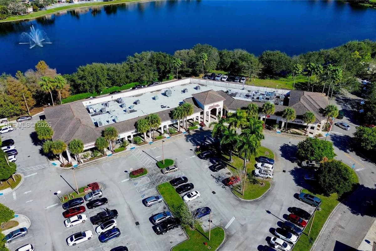 4570 Lyons Rd # 105, Coconut Creek FL 33073