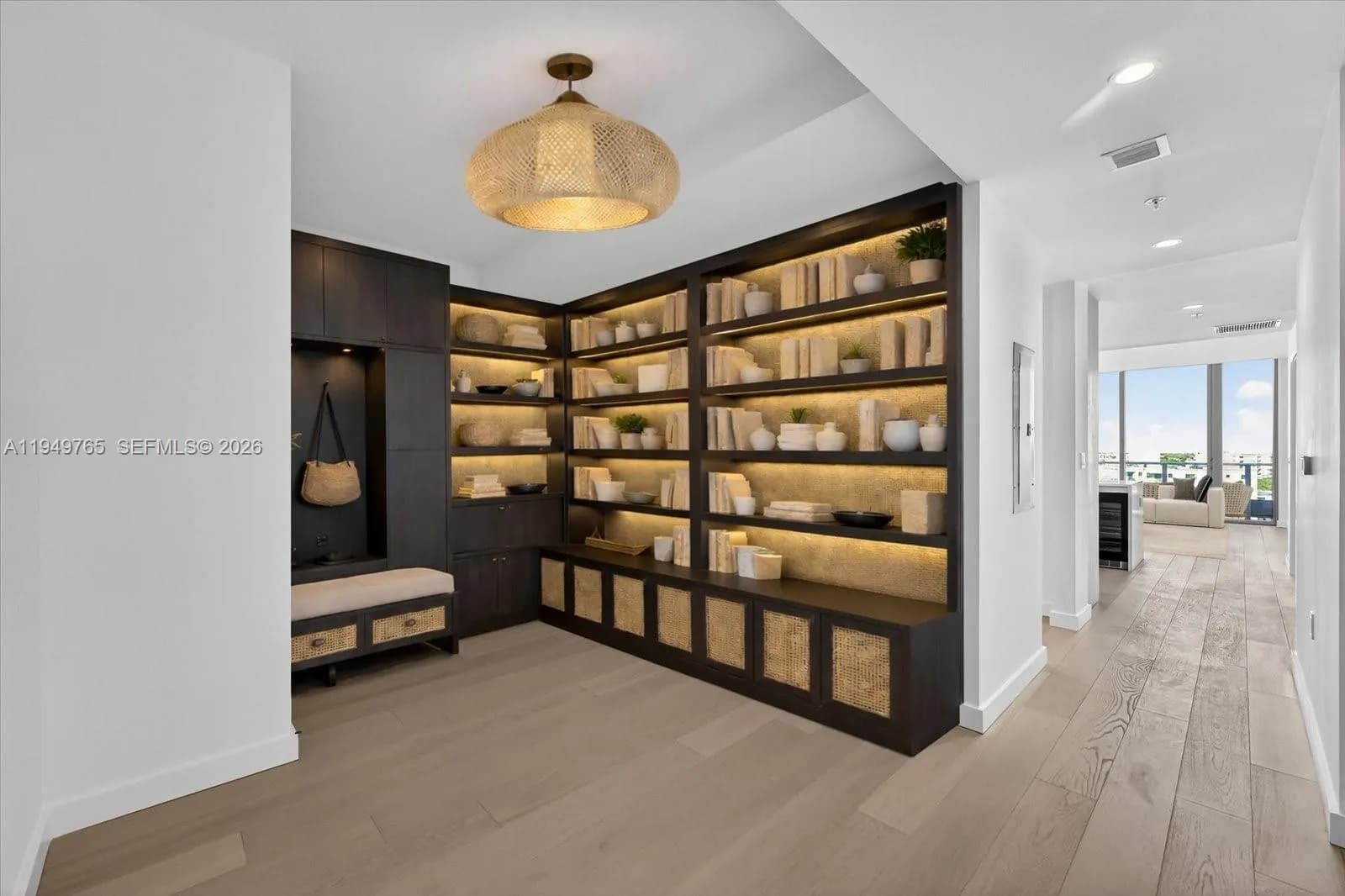 9201 E Bay Harbor Dr, Bay Harbor Islands FL 33154