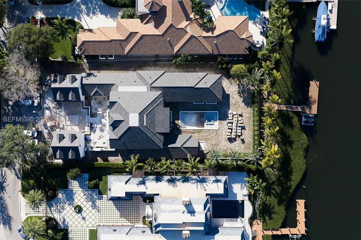 228 Commodore Dr, Jupiter FL 33477