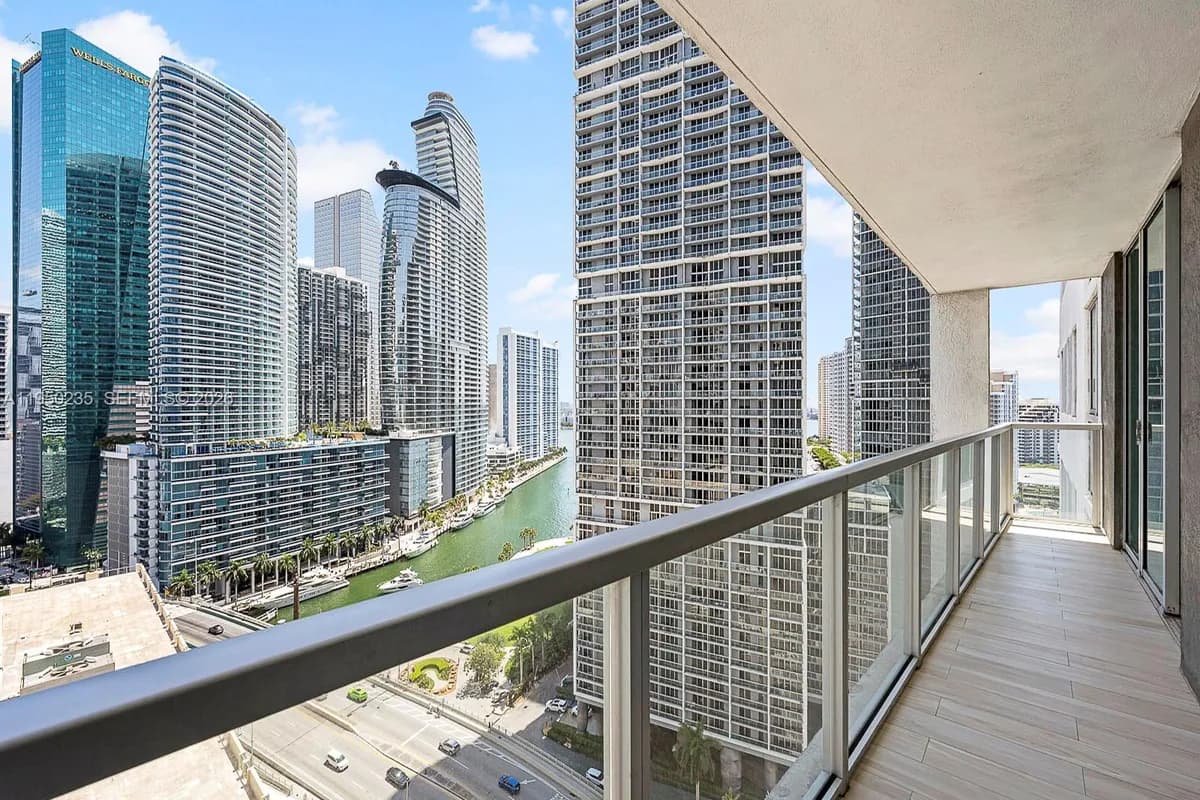 500 Brickell Ave # 2203, Miami FL 33131