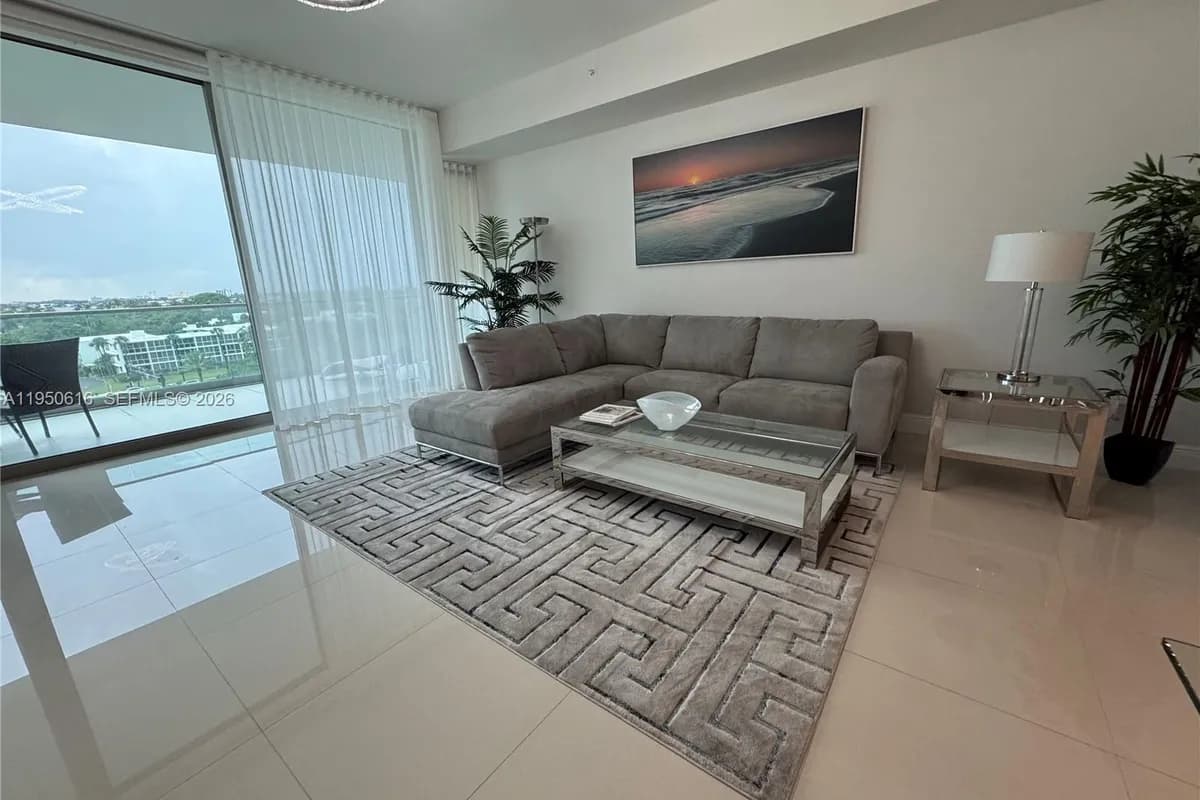 10203 Collins Ave # 604, Bal Harbour FL 33154