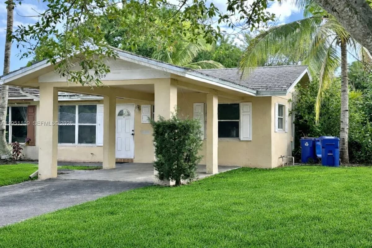 3809 NW 84th Ave, Coral Springs FL 33065