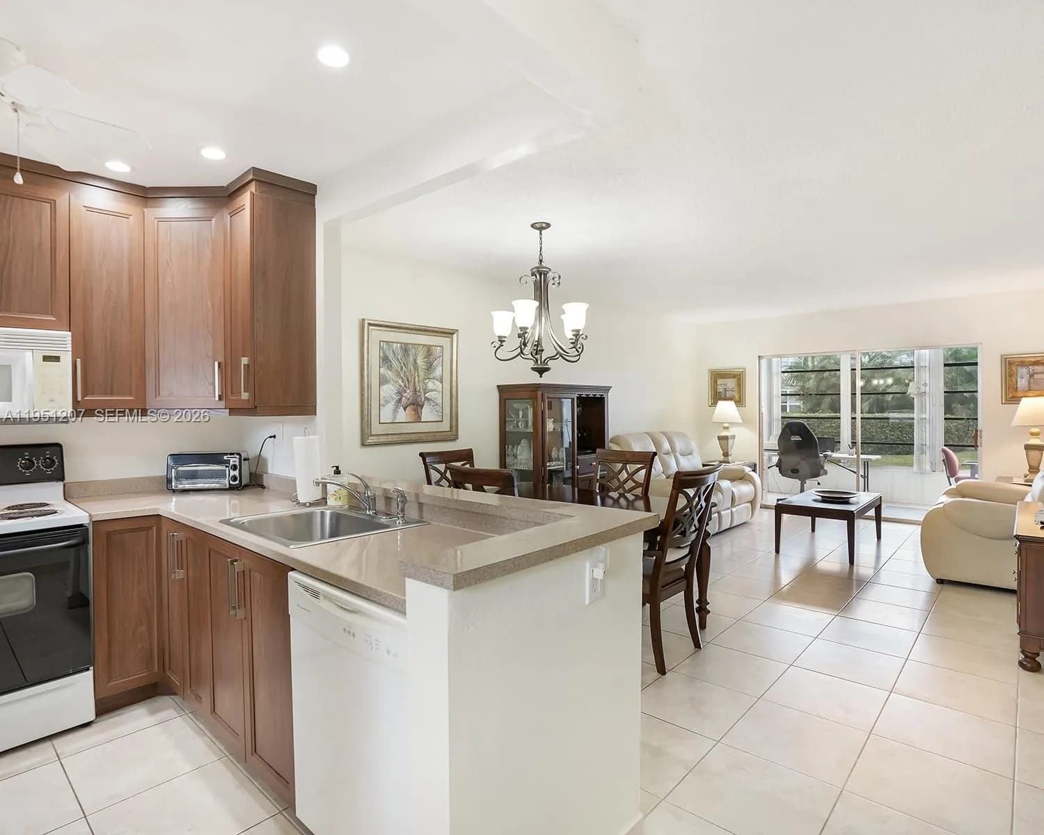 2 bedroom 2 bath for sale at 4805 NW 35th St # 404, Lauderdale Lakes FL 33319