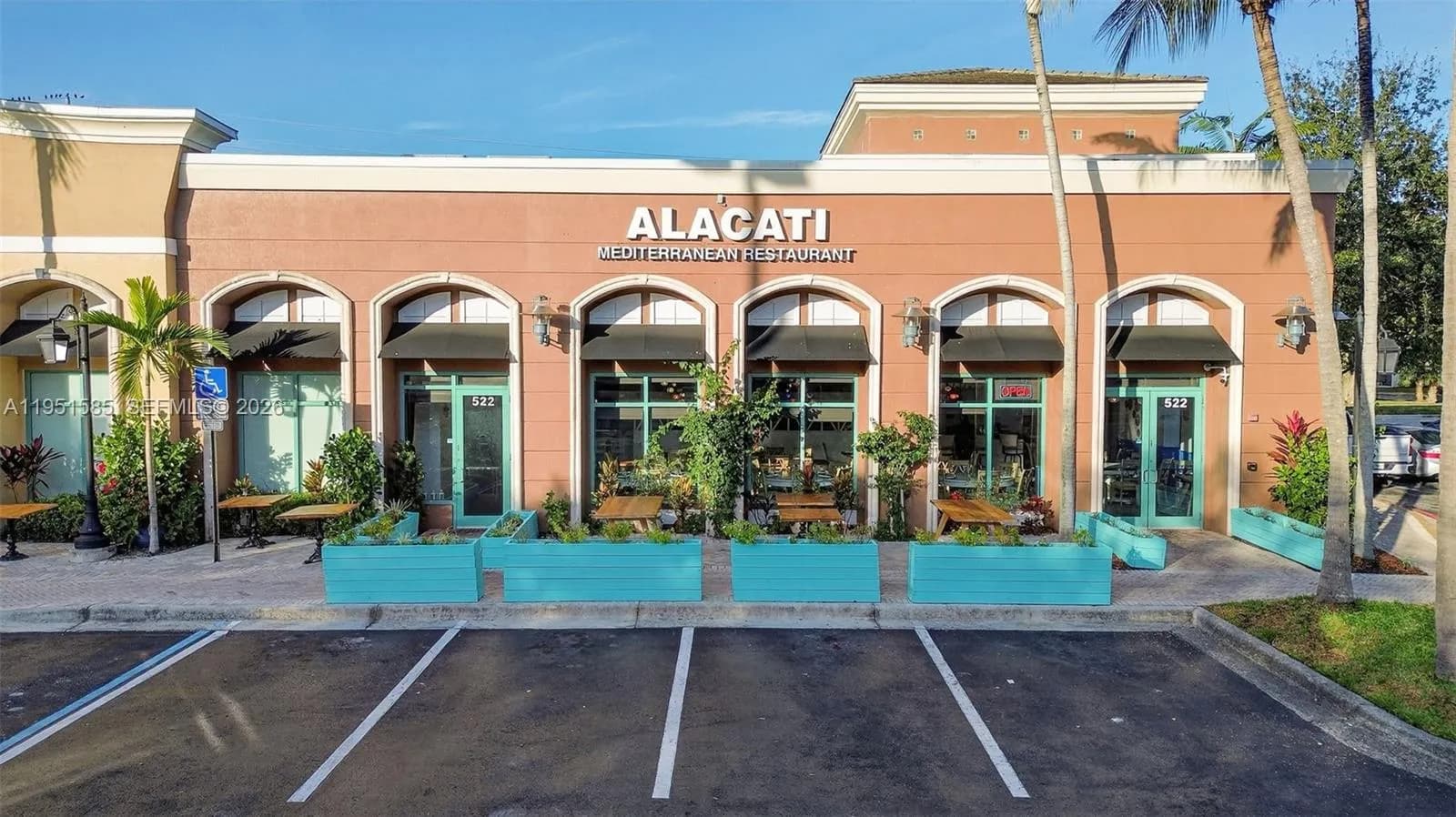 522 Turnkey Restaurant & Bar For Rent Prime Plantation, Plantation FL 33324