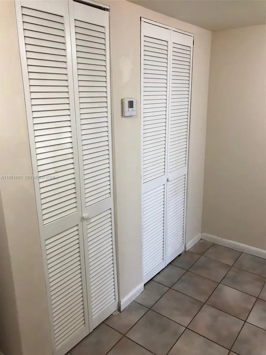 20840 San Simeon Way # 702, Miami FL 33179