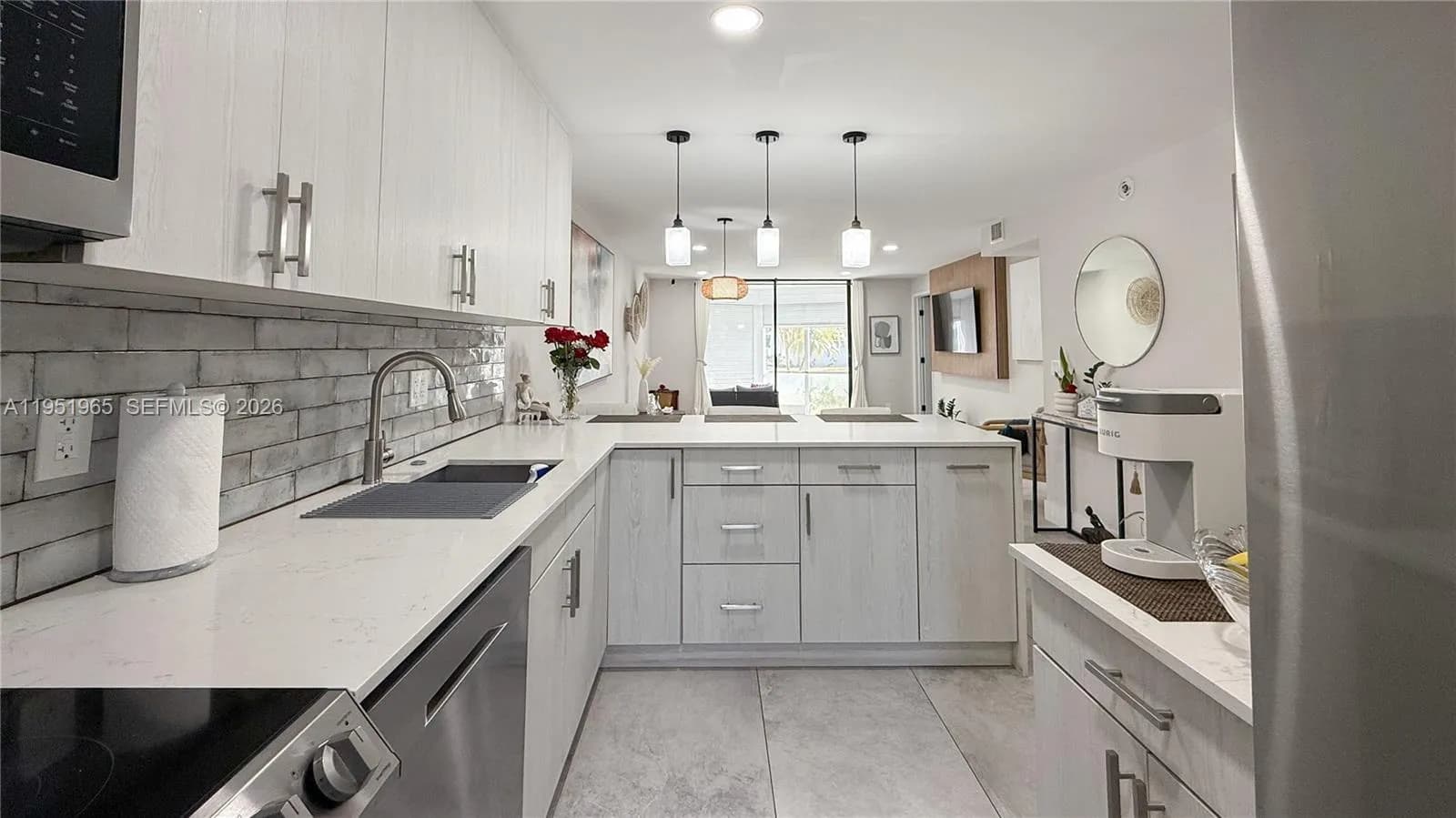 400 SE 10th St # 112, Deerfield Beach FL 33441