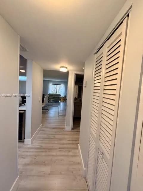 10405 Sunrise Lakes Blvd # 202, Sunrise FL 33322