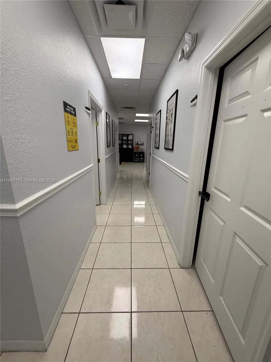 6801 NW 77th Avenue, Medley FL 33166
