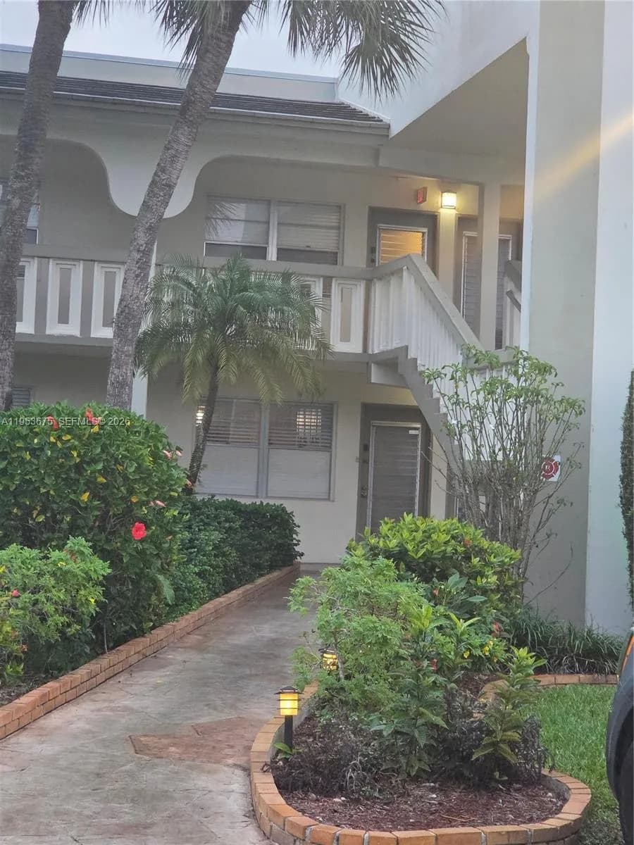 2805 Victoria Way # H2, Coconut Creek FL 33066