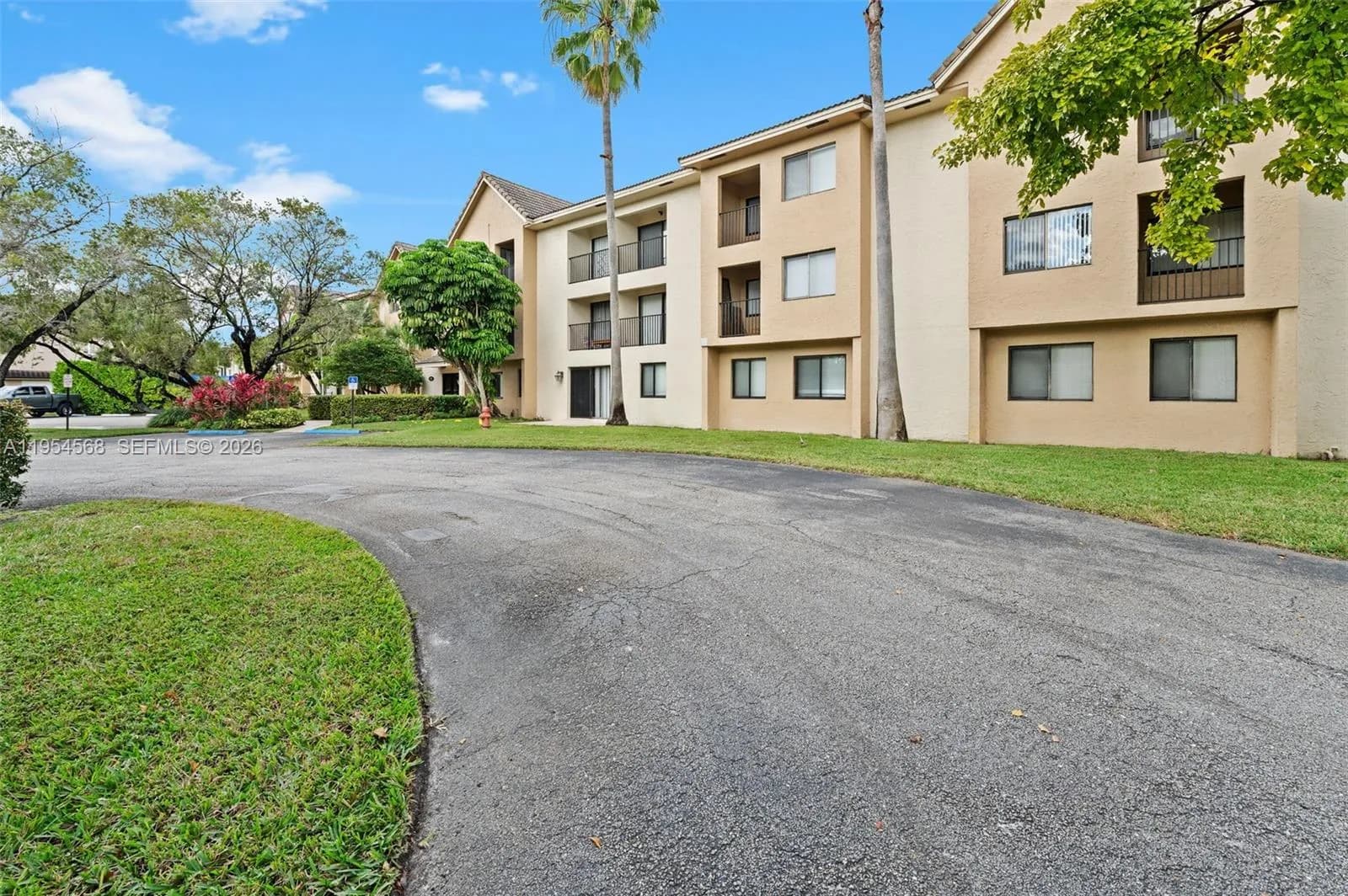 2 bedroom 2 bath for sale at 10001 W Atlantic Blvd # 218, Coral Springs FL 33071