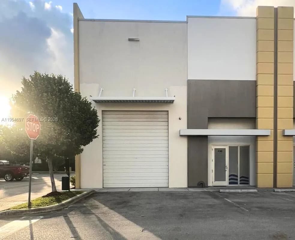 10893 NW 17th St # 130, Sweetwater FL 33172