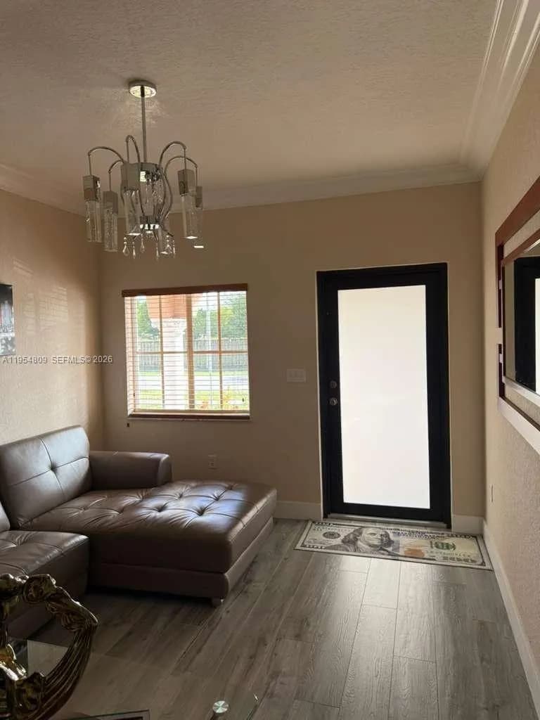 4481 NW 163rd St, Miami Gardens FL 33054