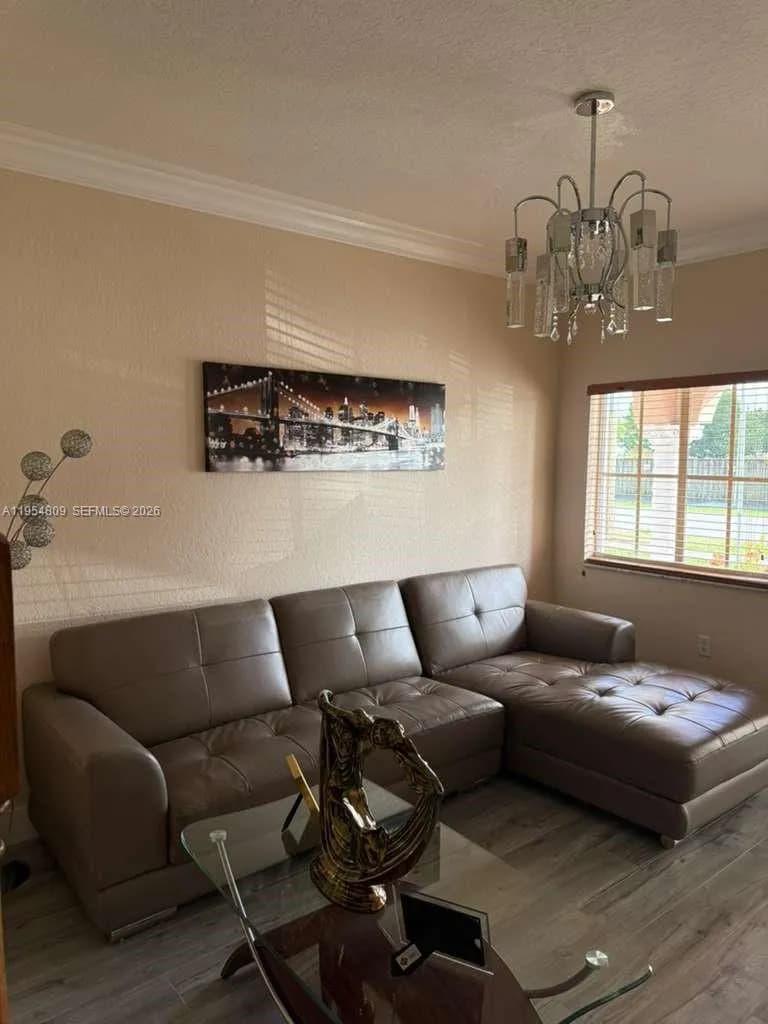 4481 NW 163rd St, Miami Gardens FL 33054