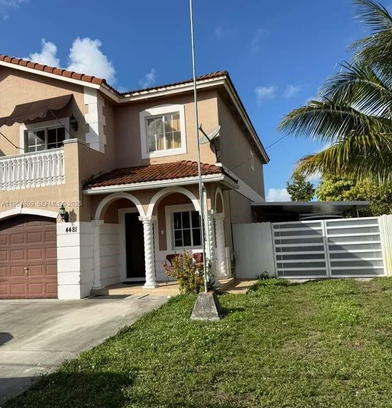4481 NW 163rd St, Miami Gardens FL 33054