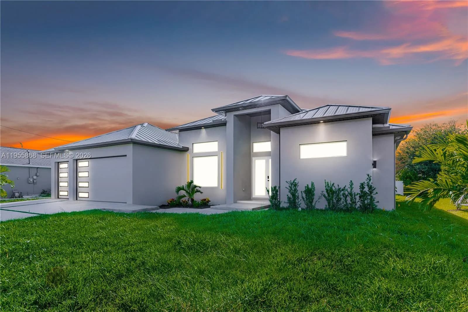 512 NW 35th PL, Cape Coral FL 33993