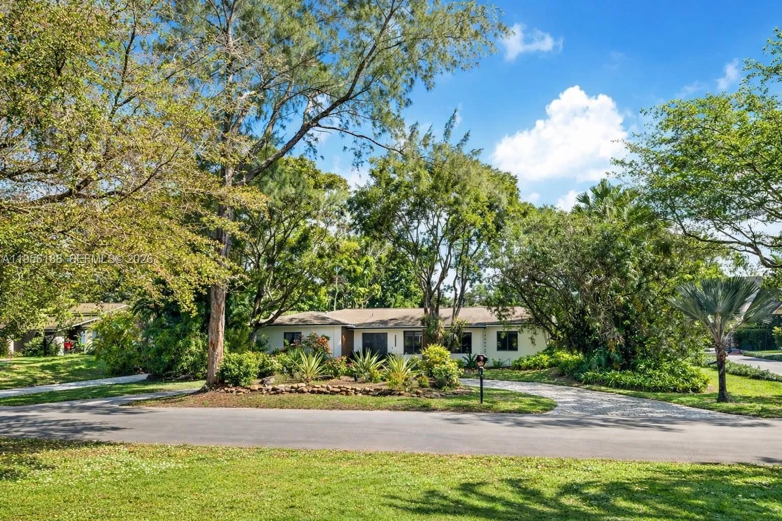 17203 SW 78th Pl, Palmetto Bay FL 33157