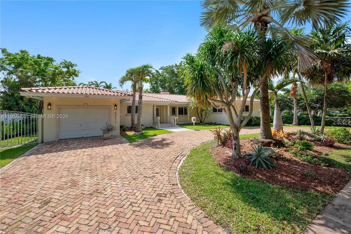 5211 Granada Blvd, Coral Gables FL 33146