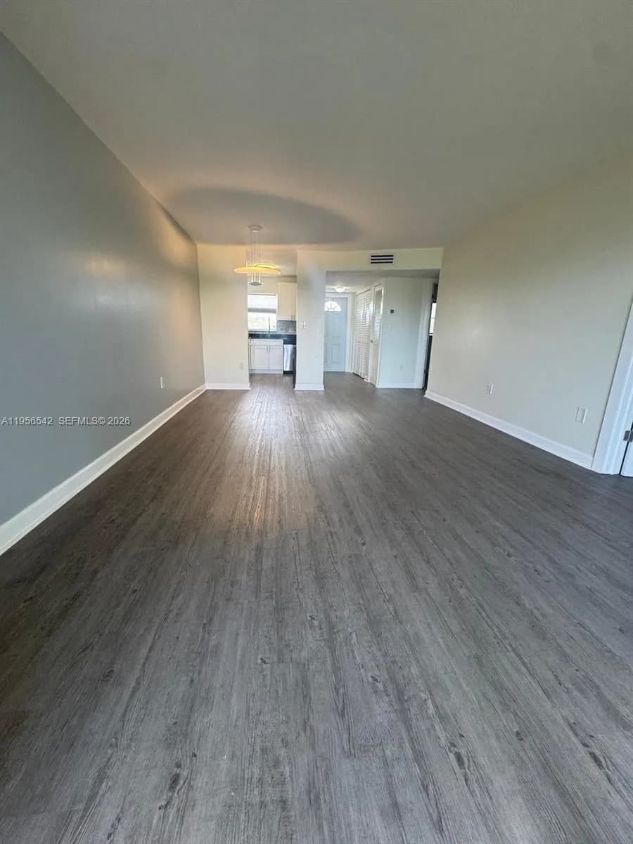 8600 Sunrise Lakes Blvd # 303, Sunrise FL 33322