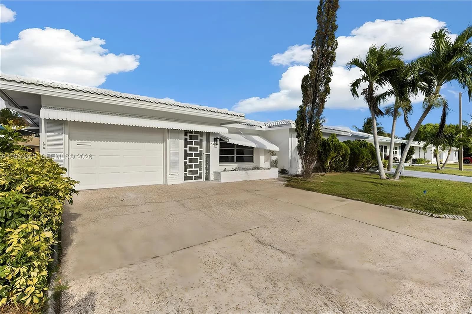 5706 NW 81st Ave, Tamarac FL 33321