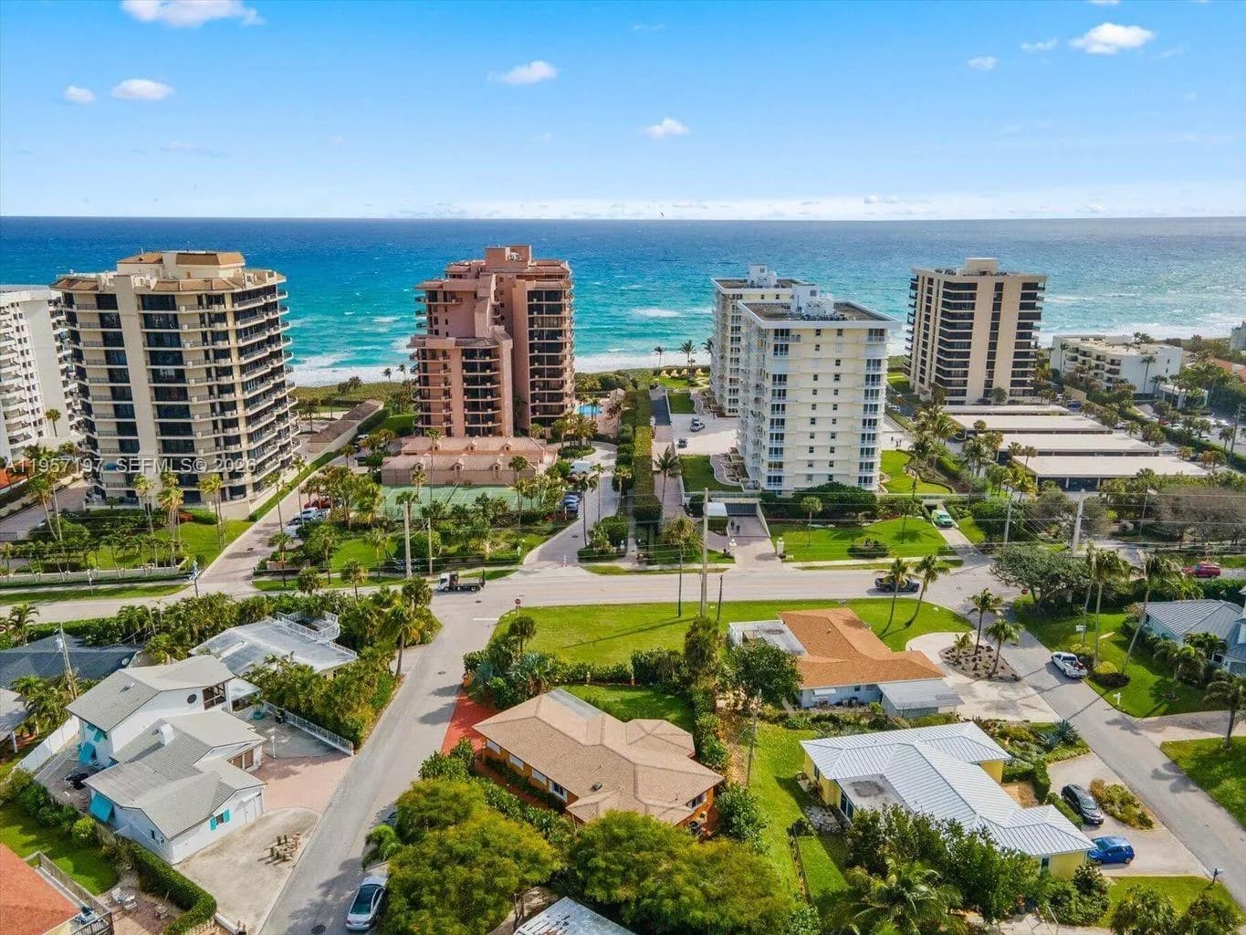 Neptune Rd, Juno Beach FL 33408