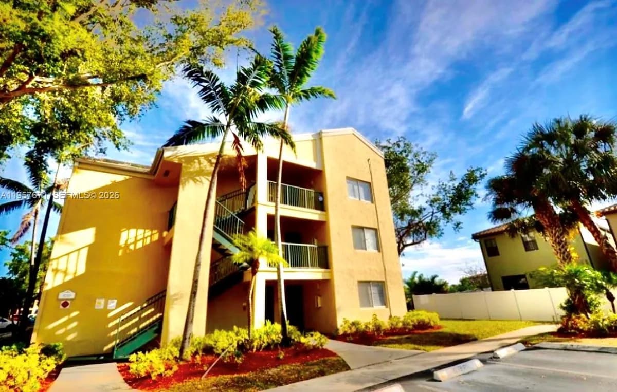 5654 Rock Island Rd # 214, Tamarac FL 33319