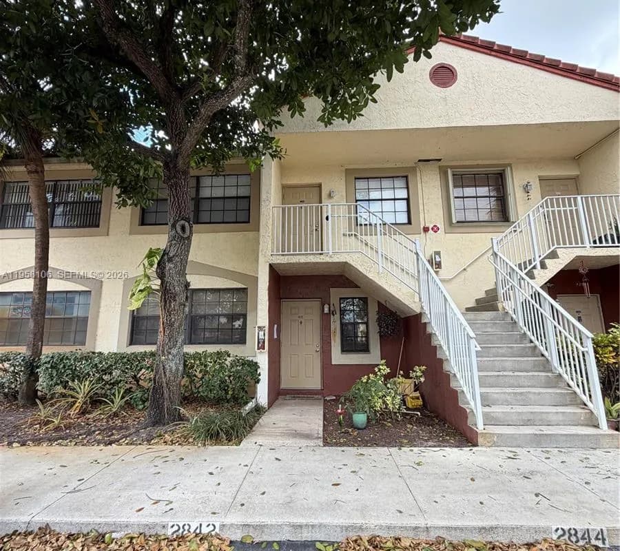 2846 Coral Springs Dr # 2846, Coral Springs FL 33065