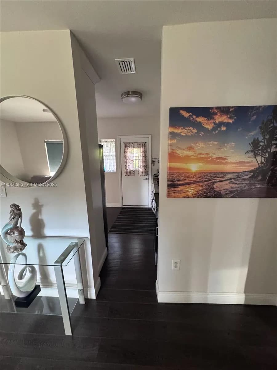 180 Seaman Ave, Opa-Locka FL 33054