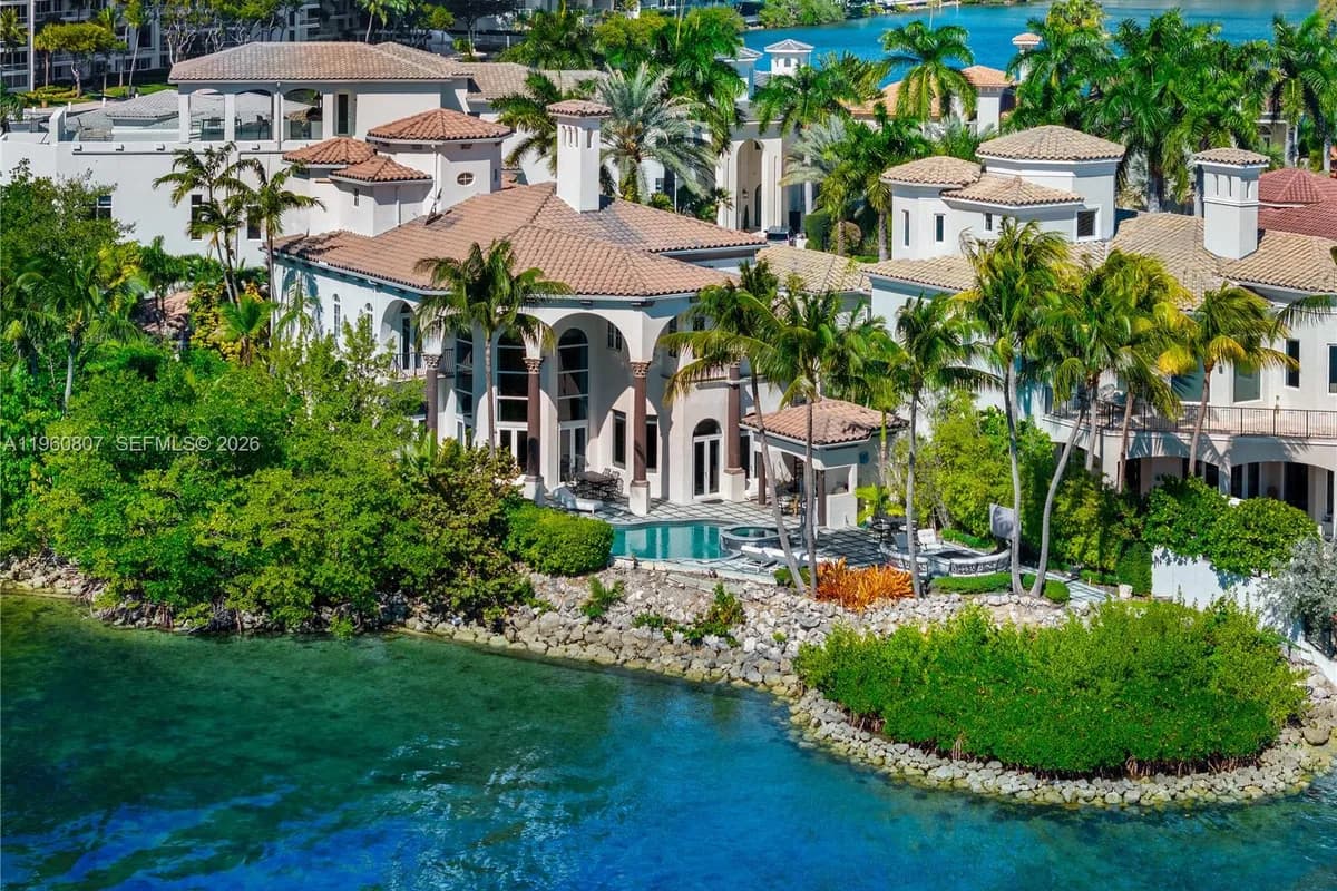 3914 Island Estates Dr, Aventura FL 33160