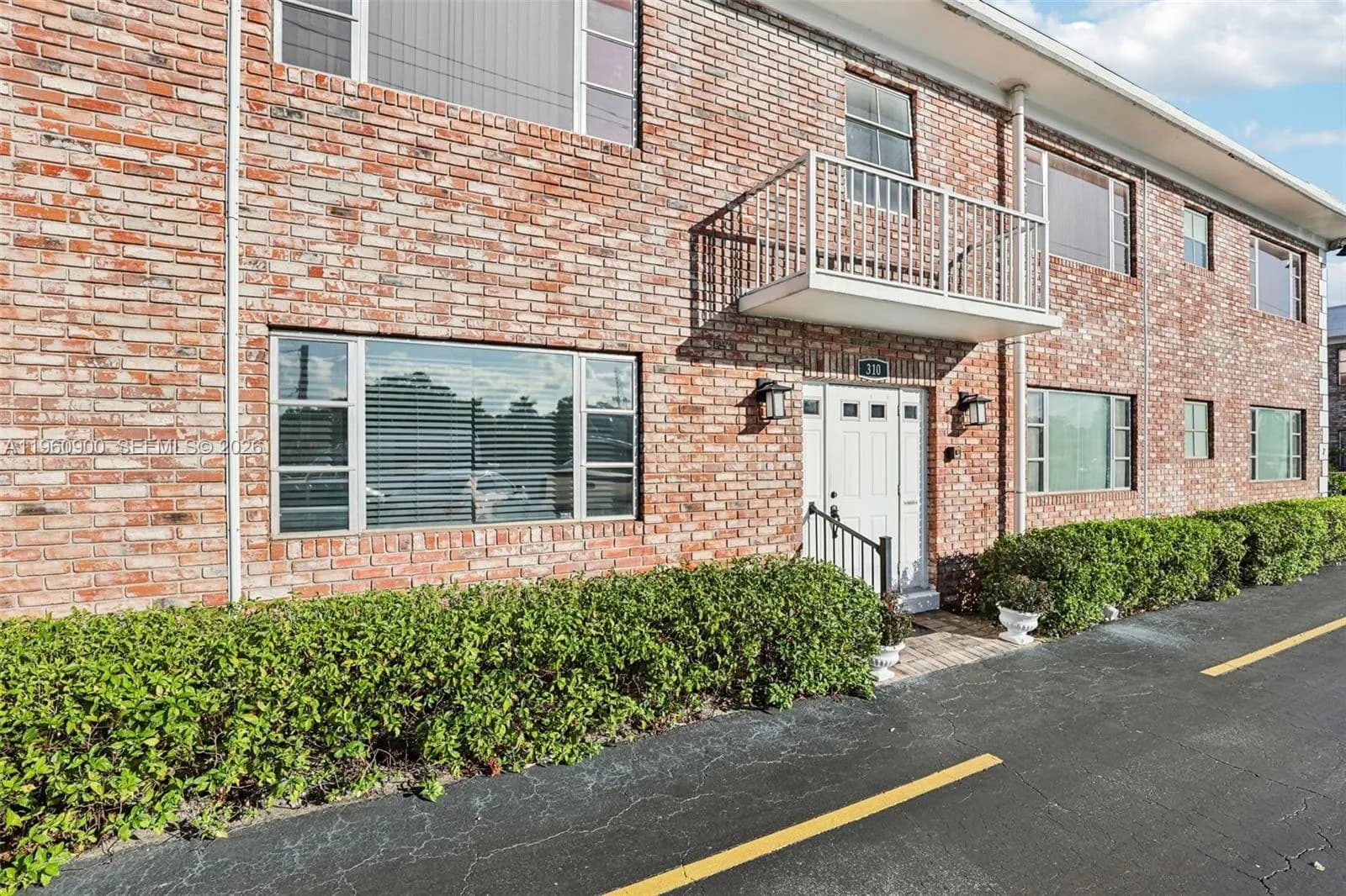 310 S Cypress Rd # 730, Pompano Beach FL 33060