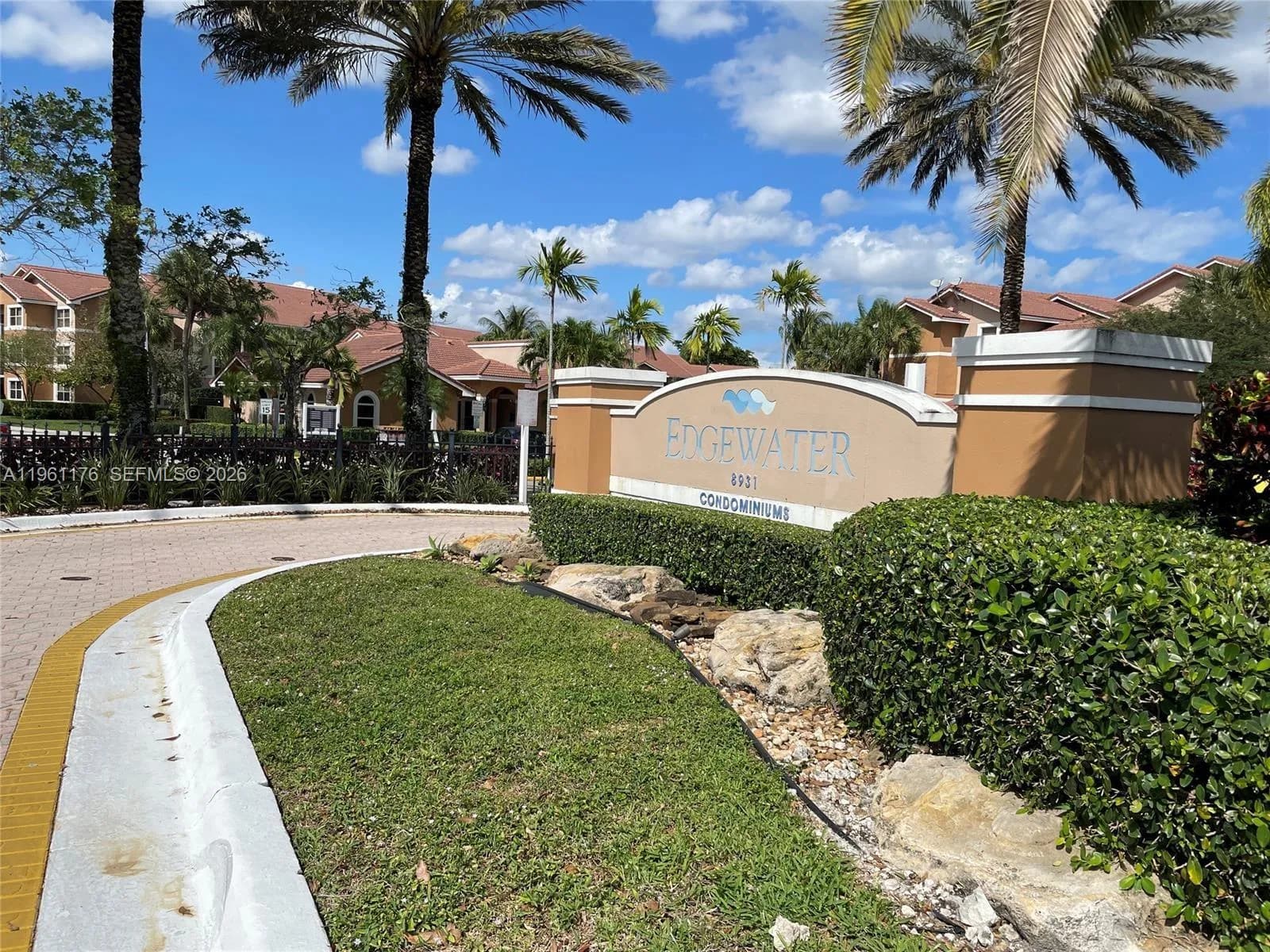 9055 Wiles Rd # 103, Coral Springs FL 33067
