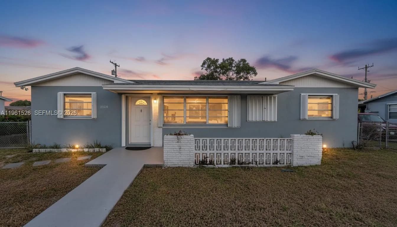 21131 NW 30th Ct, Miami Gardens FL 33056