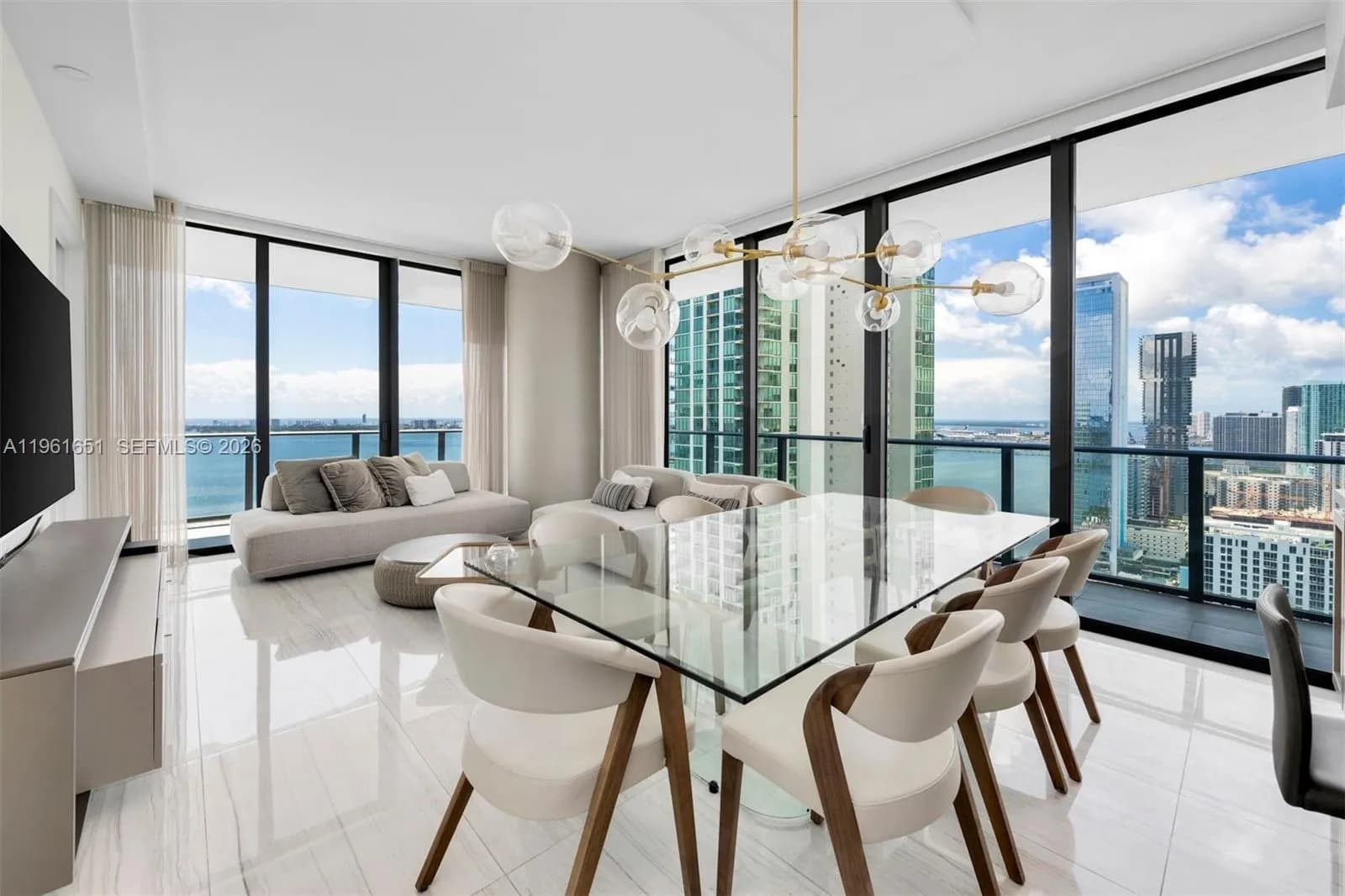 4 bedroom 4 bath for sale at 480 NE 31st St # 3401, Miami FL 33137