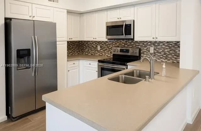 1150 Wildwood Lakes Blvd # 203, Naples FL 34104