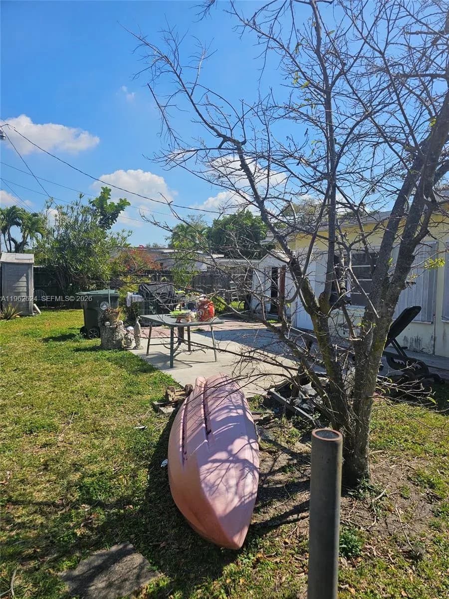 6491 SW 18th St, West Miami FL 33155