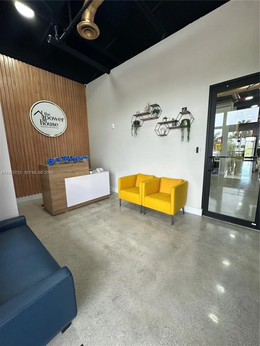 12750 NW 17th St # 208, Sweetwater FL 33182