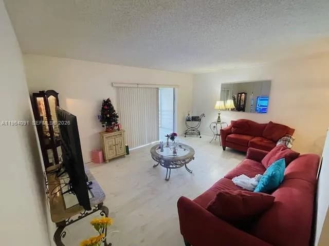 5180 E Sabal Palm Blvd # 235, Tamarac FL 33319