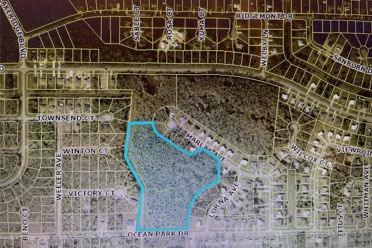 166 Ocean Park Dr, Lehigh Acres FL 33972