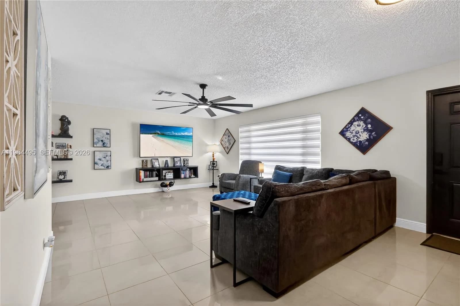 9401 NW 81st Ct, Tamarac FL 33321