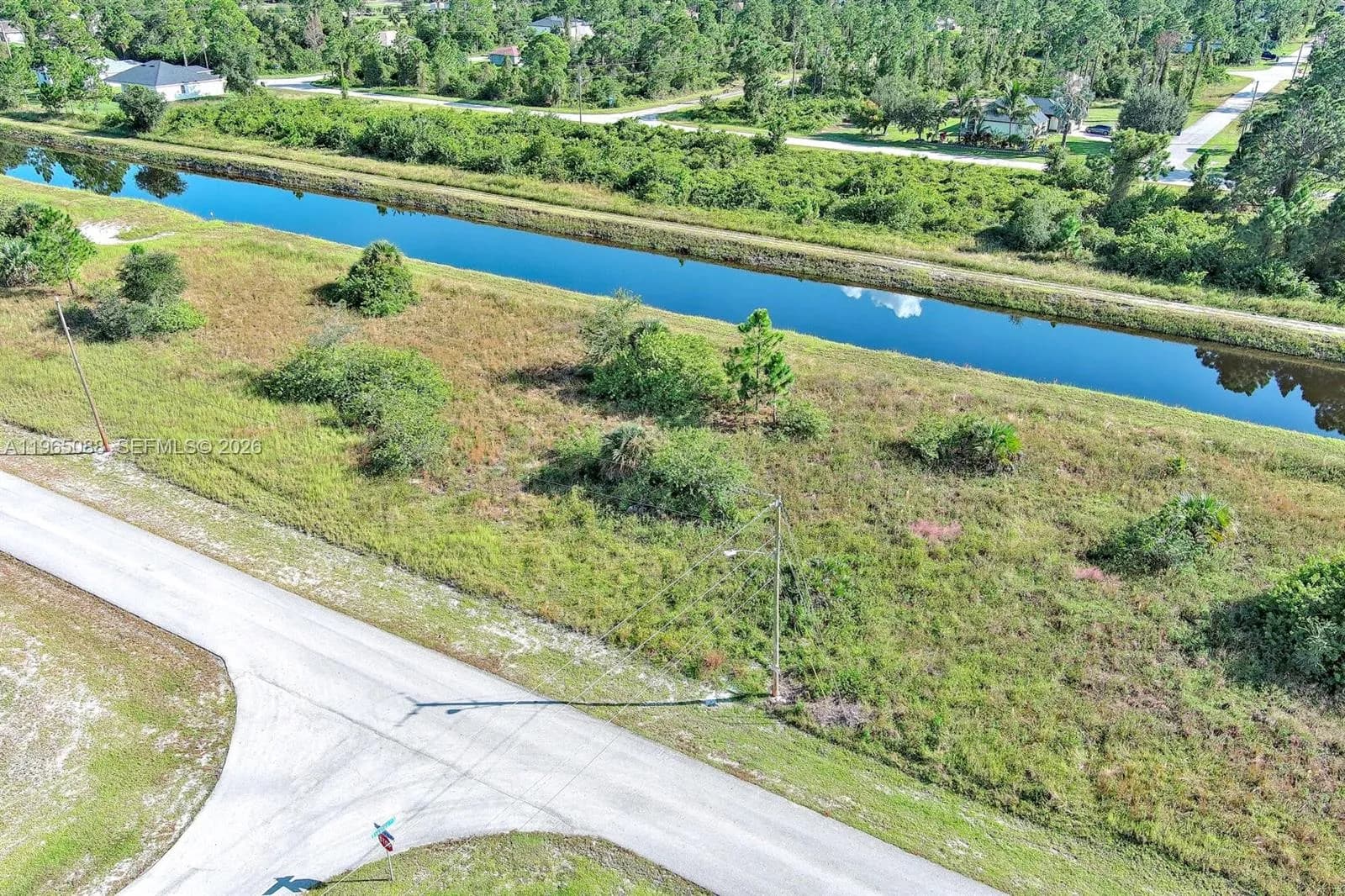 1134 Hudson St E, Lehigh Acres FL 33974