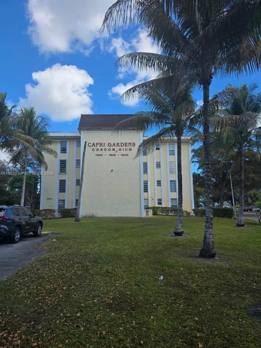 11925 NE 2nd Ave # B307, North Miami FL 33161