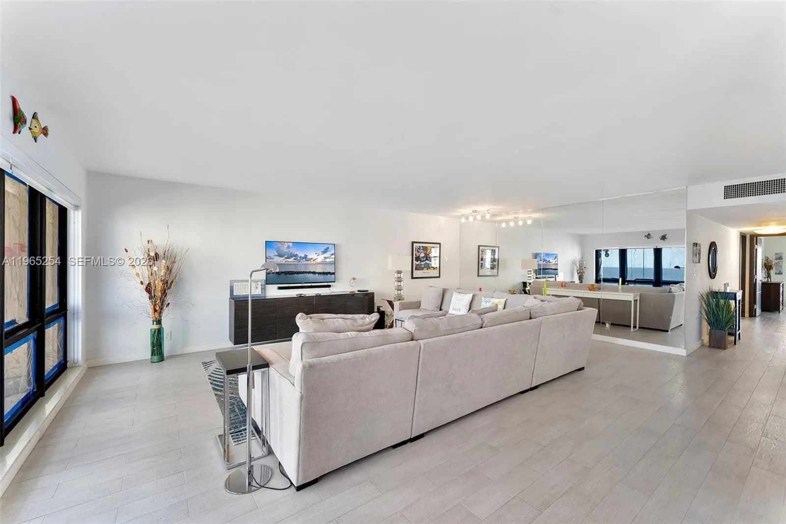 5100 N Ocean Blvd # 916, Lauderdale By The Sea FL 33308